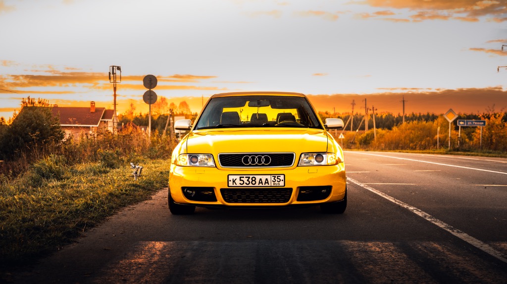 Audi A4 B5 Imola Yellow Съемка Вологда